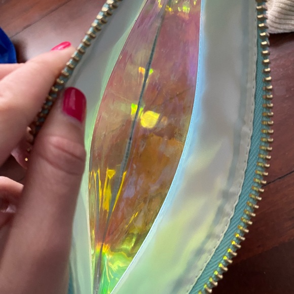 Stoney clover lane iridescent flat pouch - Picture 6 of 16